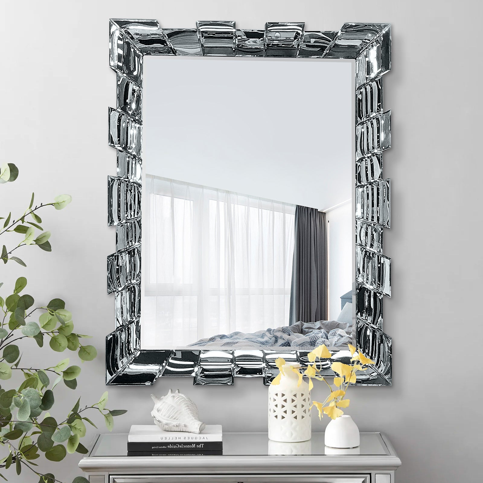 Iris Curved Edge Mirror